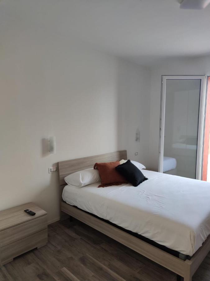 Ca Rossa Hotel Bondeno Bagian luar foto