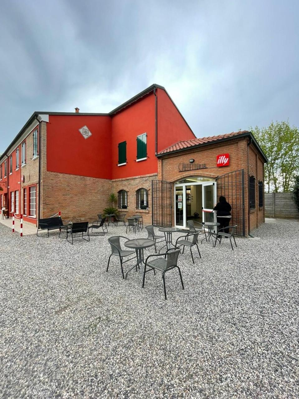 Ca Rossa Hotel Bondeno Bagian luar foto